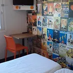 Hotelf1 Compiegne Hotel *