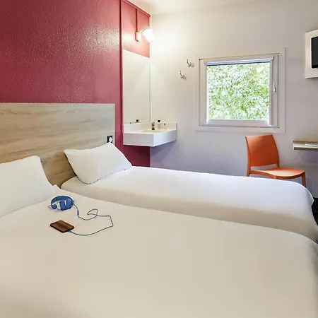 Hotelf1 Compiègne Hotel *