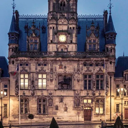 Hotelf1 Compiegne Hotel *