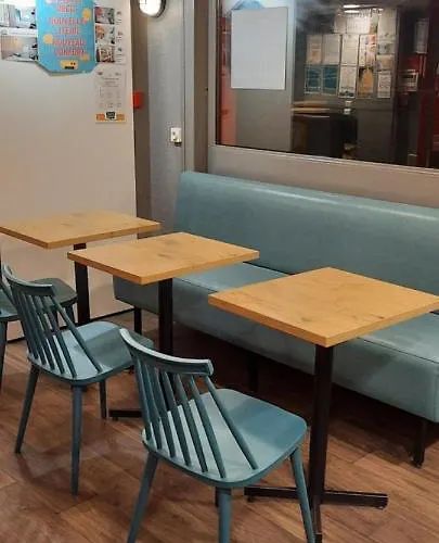 Hotelf1 Compiègne Hotel Venette